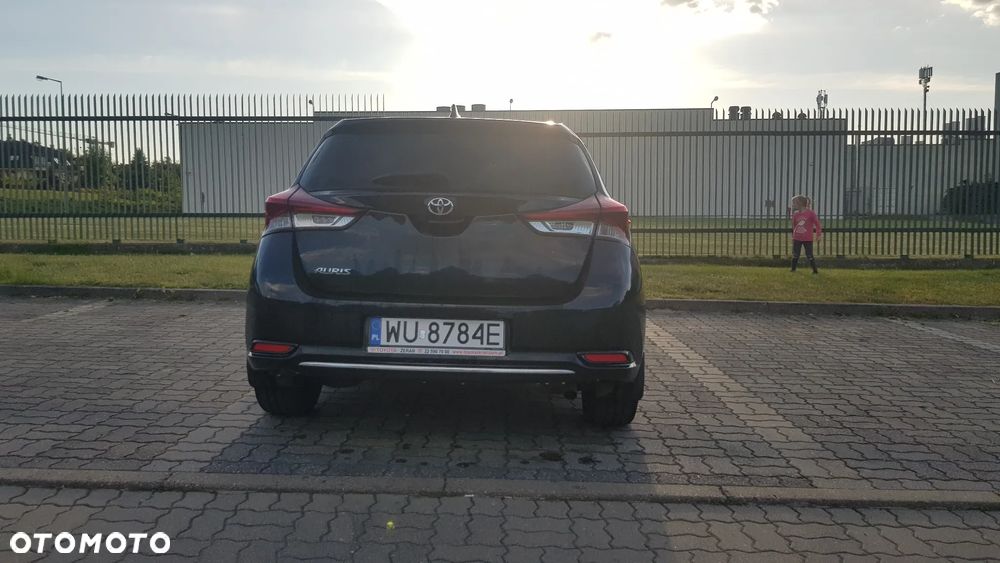 Toyota Auris 1.6 Premium - 9
