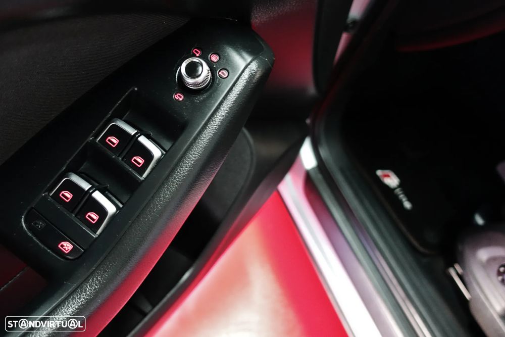 Audi Q5 2.0 TDI quattro S-line S-tronic - 35