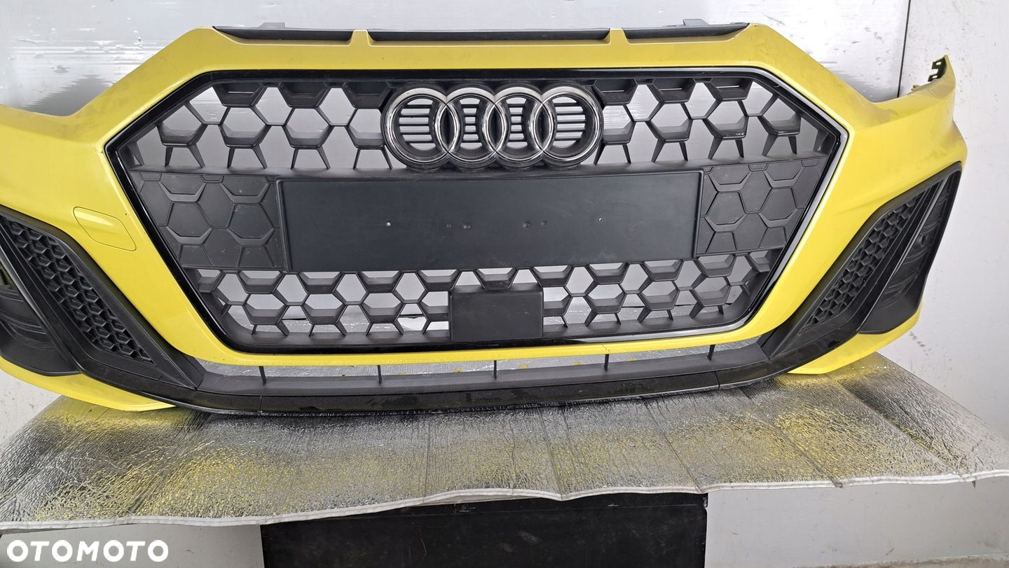 ZDERZAK GRILL AUDI A1 82A S-LINE GB 2018-2023 - 2