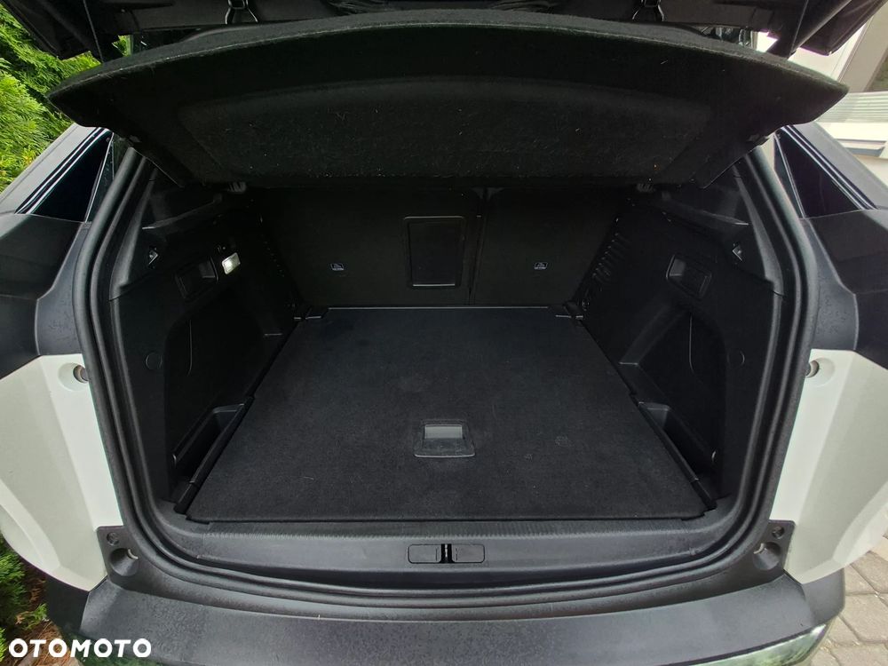 Peugeot 3008 1.6 PureTech GPF GT Line S&S EAT8 - 36