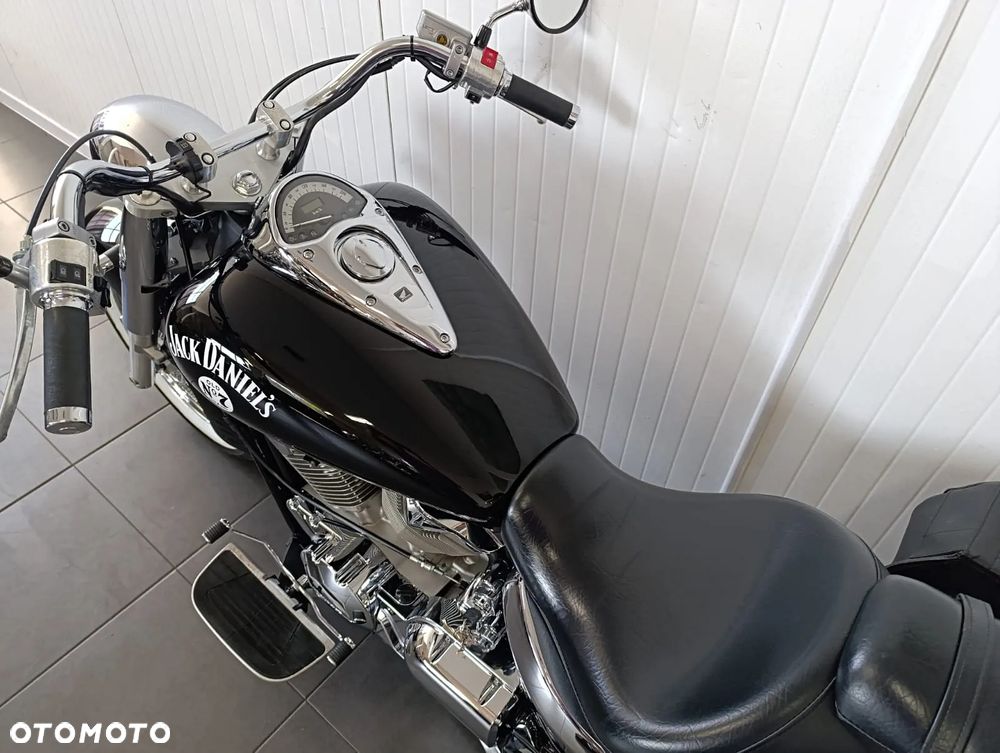 Honda VTX - 11