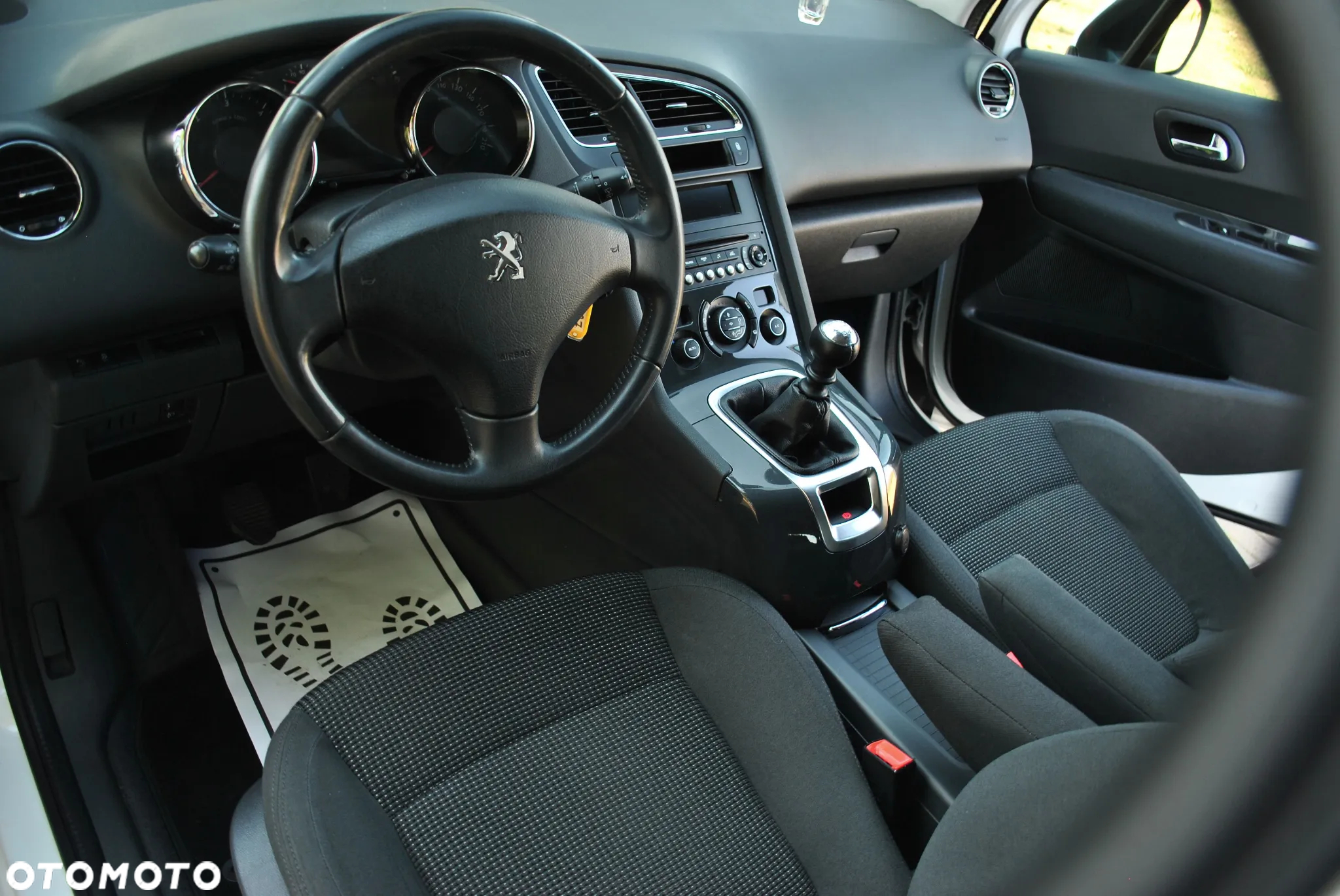 Peugeot 5008 1.6 HDi Active 7os - 7