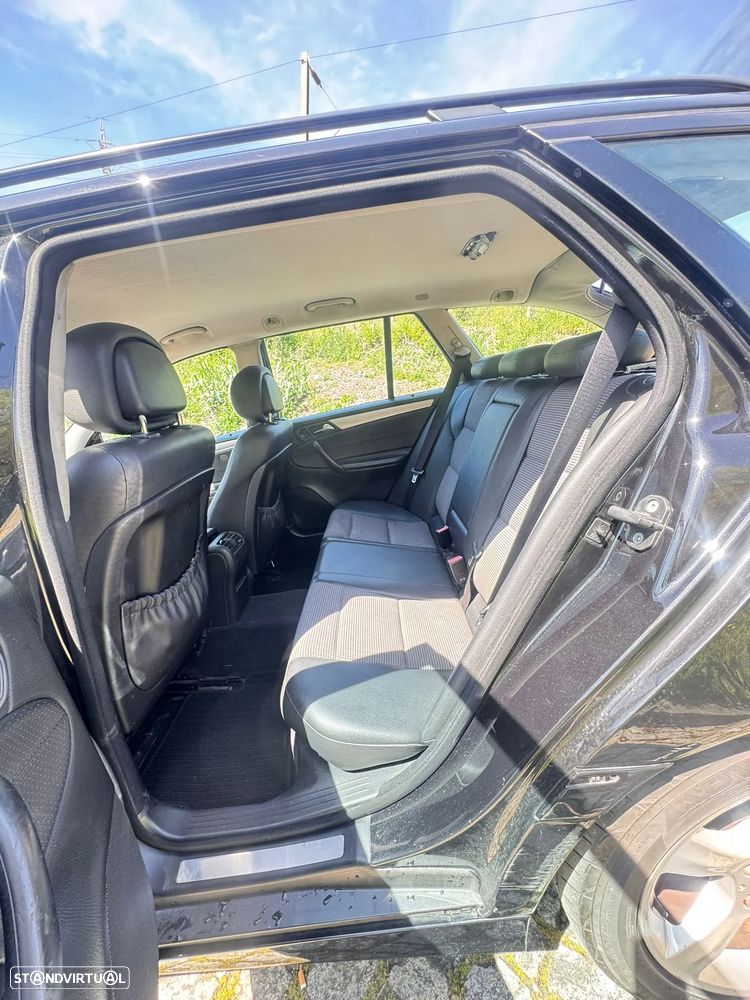 Mercedes-Benz C 220 CDi Avantgarde Aut. - 2