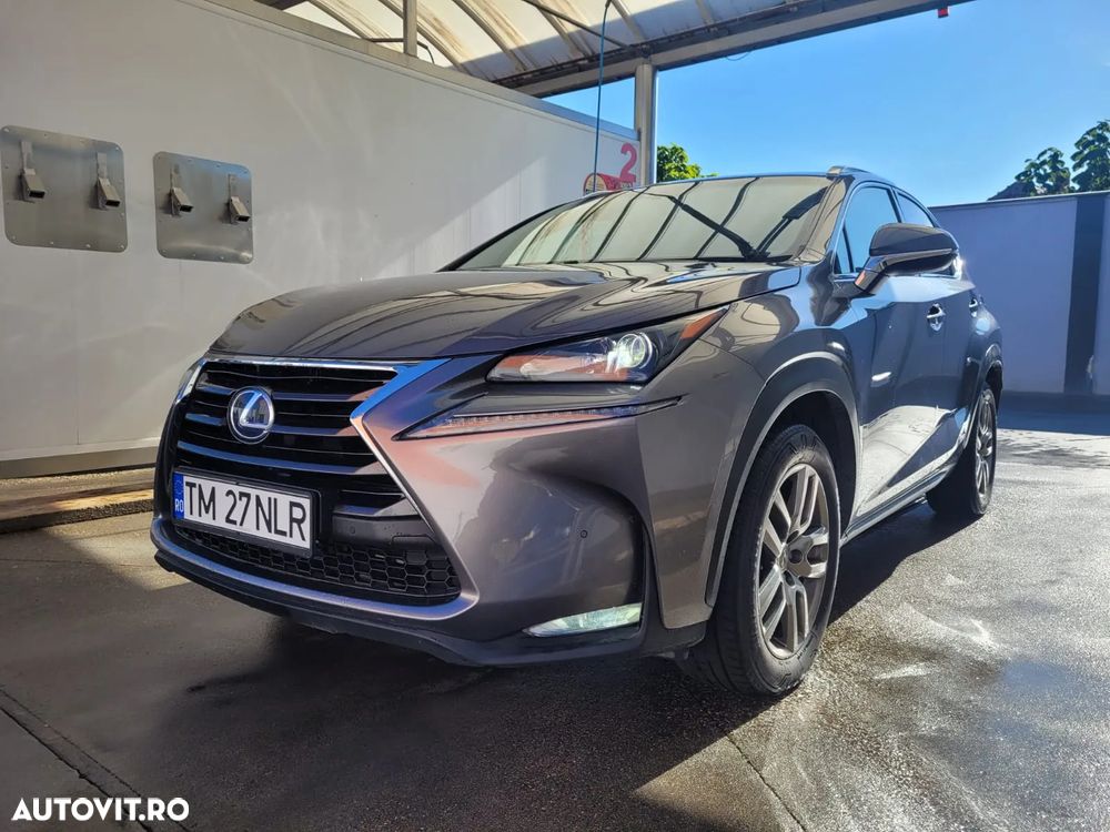 Lexus Seria NX - 1