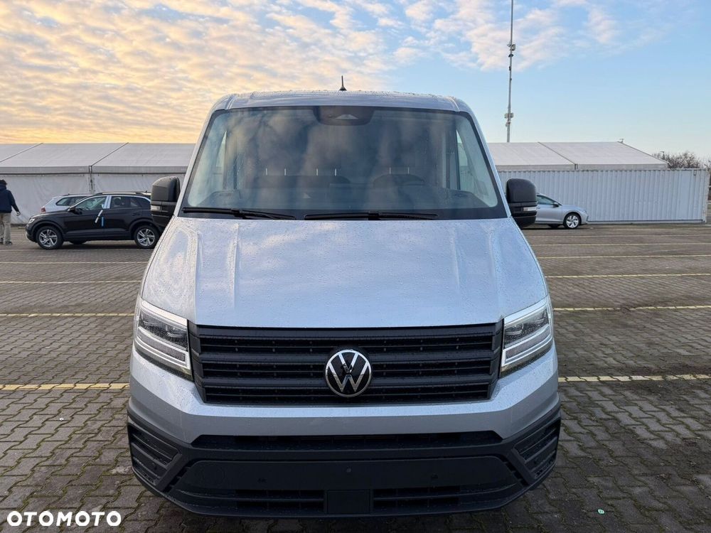 Volkswagen Crafter 35 2.0 TDI L3H3 177 KM AUTOMAT - 2