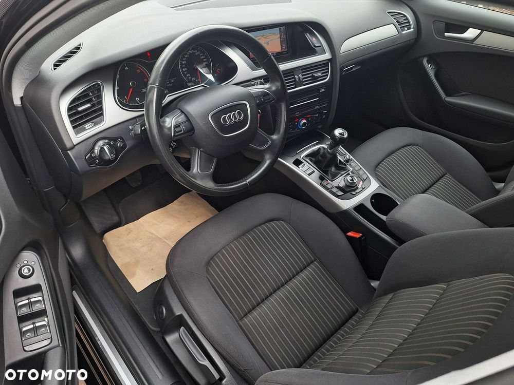 Audi A4 Allroad - 13
