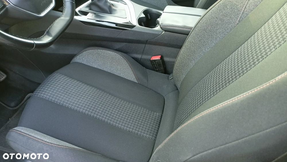 Peugeot 3008 2.0 BlueHDi Active - 9