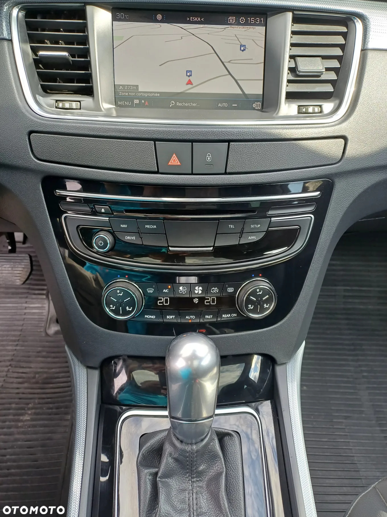 Peugeot 508 SW BlueHDi 120 EAT6 Stop&Start Allure - 23