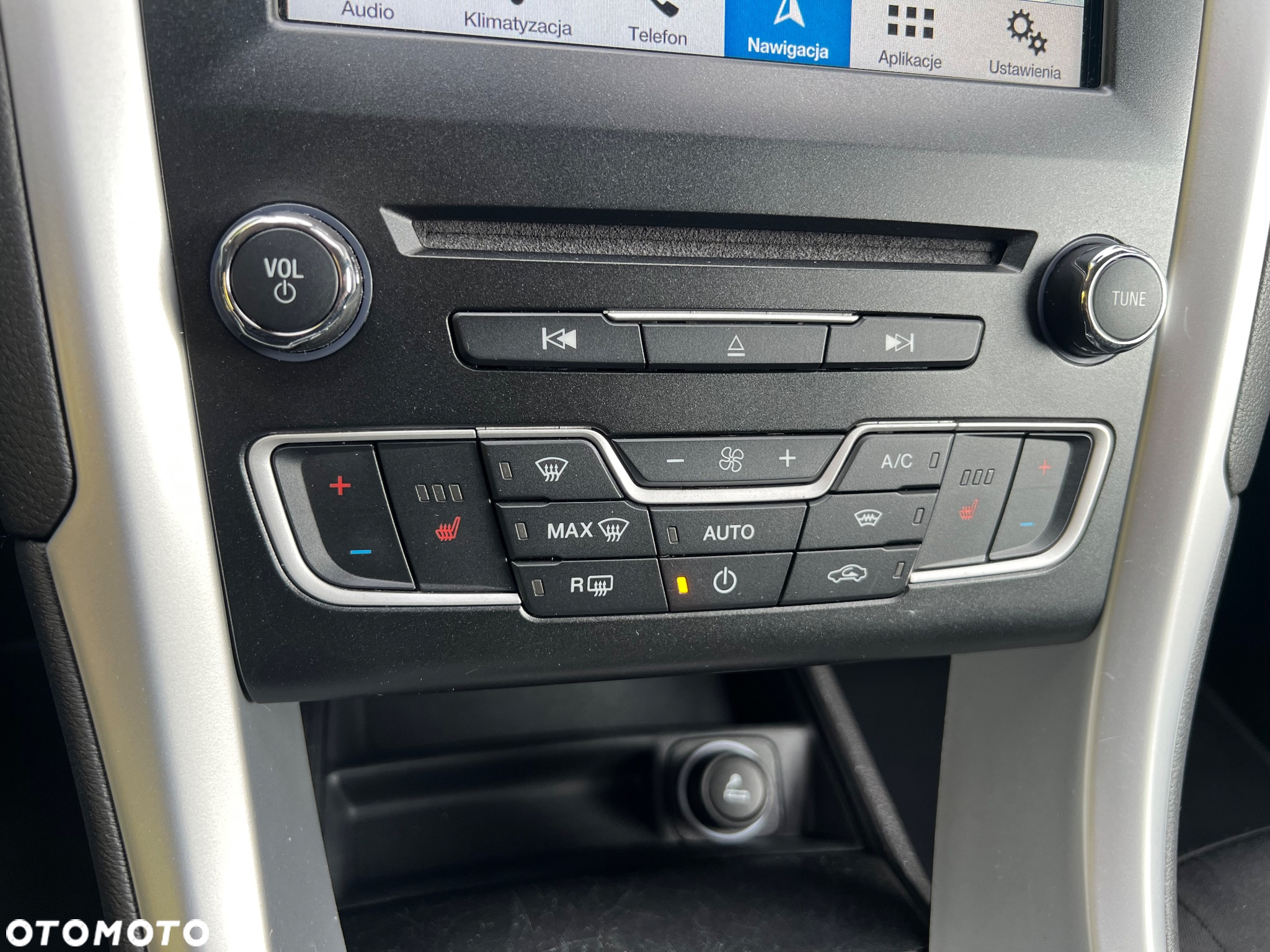 Ford Mondeo 2.0 TDCi Ambiente - 23