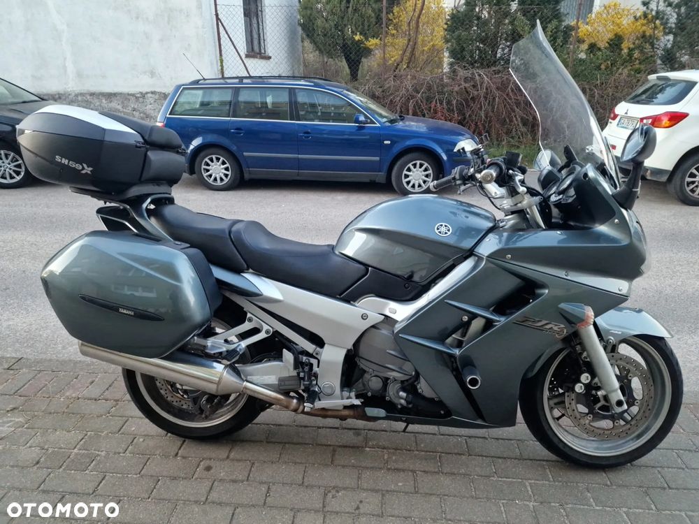 Yamaha FJR - 2