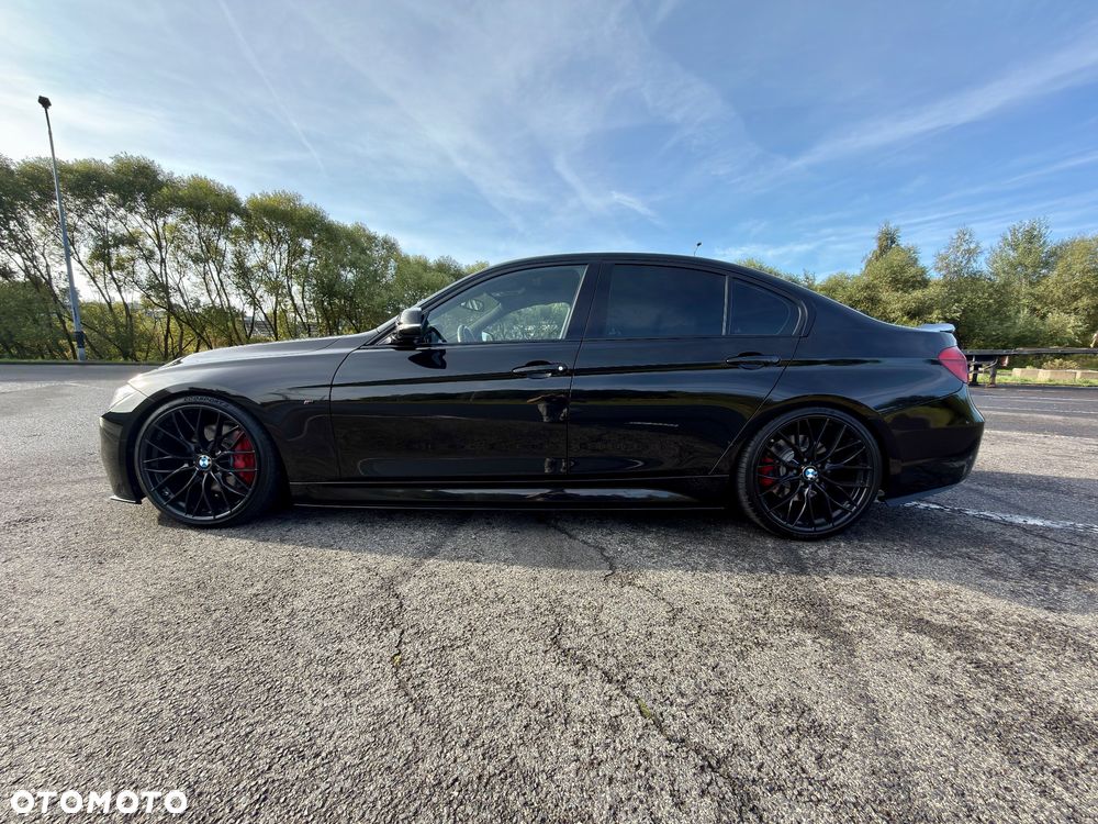 BMW Seria 3 340i xDrive M Sport Shadow sport - 31