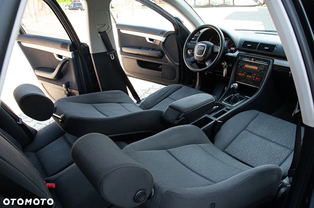 Audi A4 Avant 2.0 TDI - 14