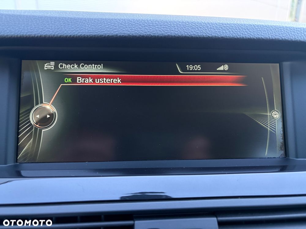 BMW Seria 5 - 32