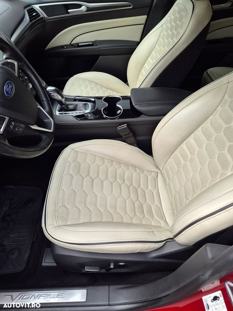 Ford Mondeo 2.0 HEV Vignale - 11
