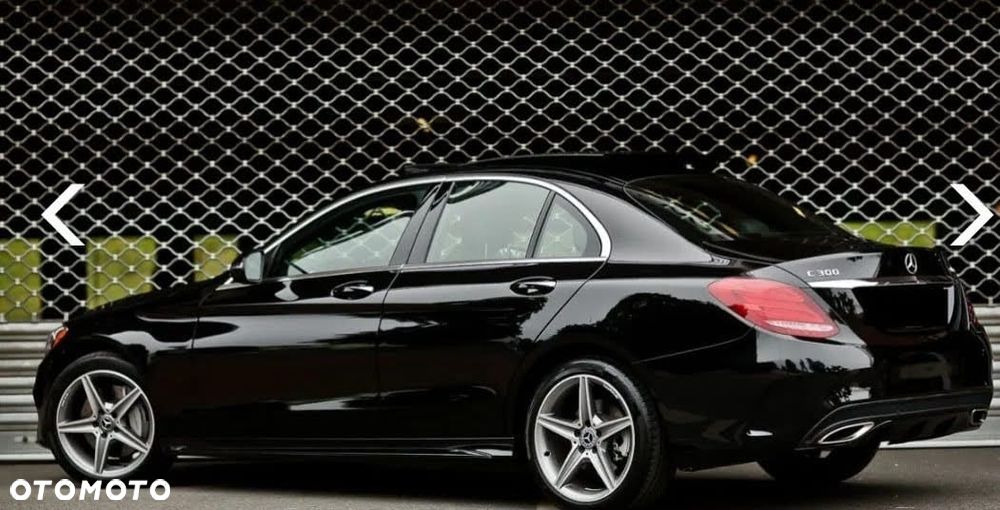 Mercedes-Benz Klasa C 300 4Matic 9G-TRONIC Avantgarde - 8