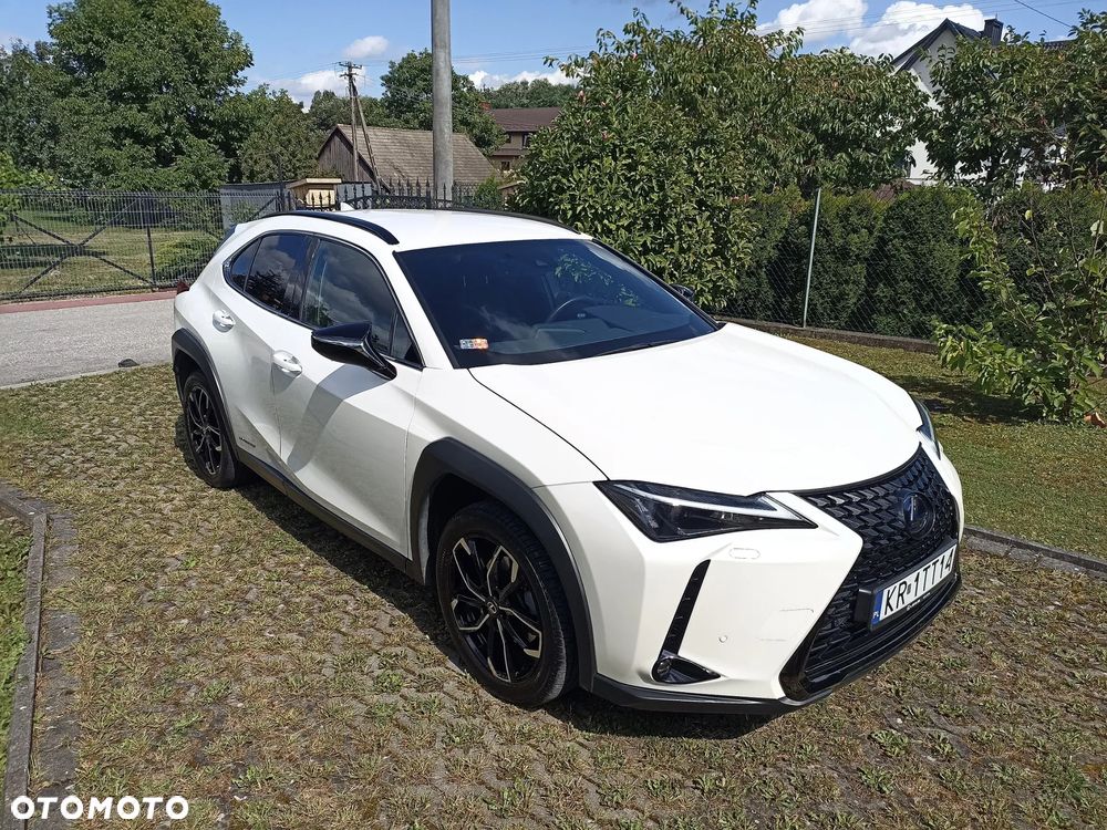 Lexus UX - 2
