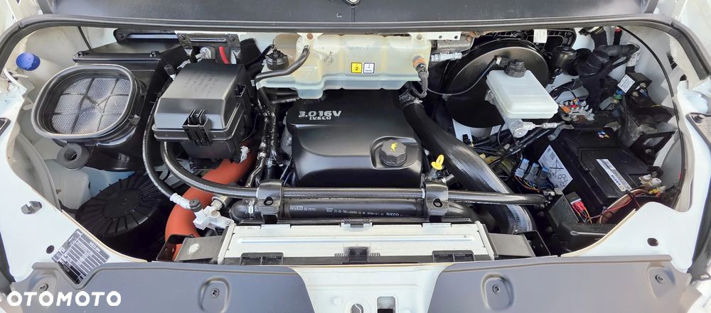 Iveco 35C18 3,0 HPI 180 KONNA SKRZYNIA 4,2M KLIMA WEBASTO 75T/KM PRZEBIEGU GWARANCJA IDEALNE BLIŻNIAKI DO 3,5T - 17