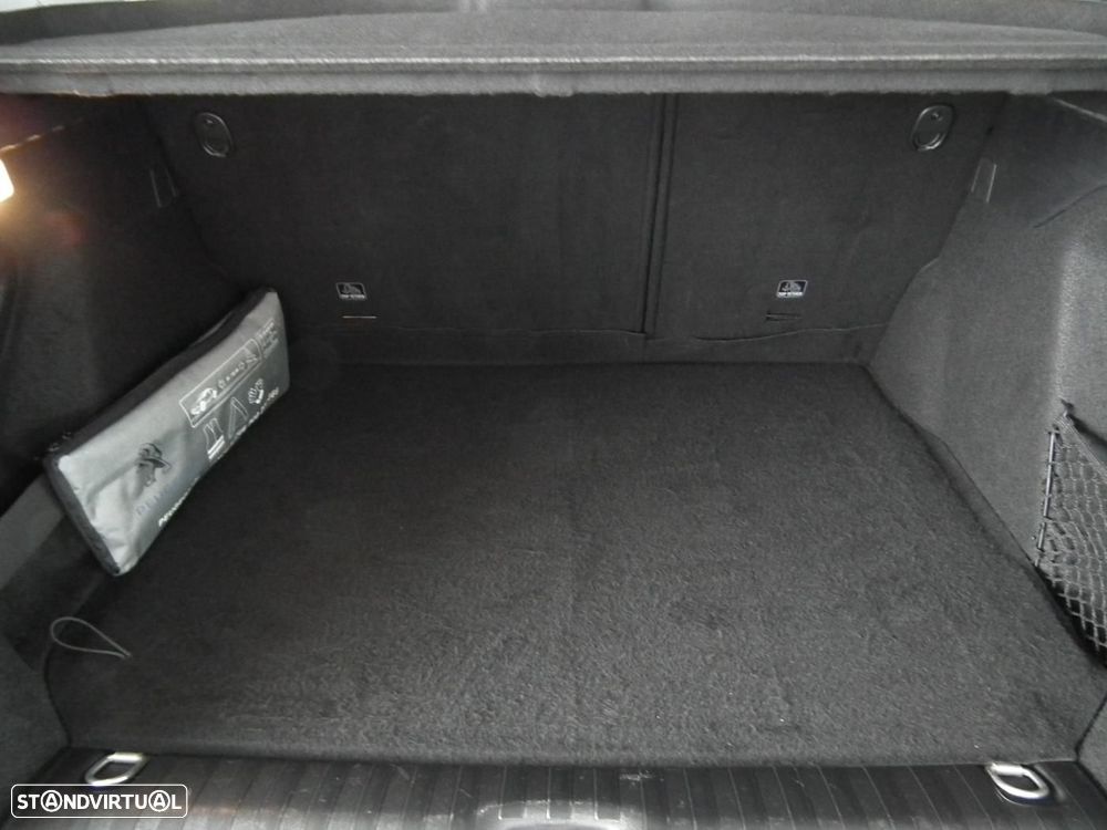 Peugeot 2008 1.6 BlueHDi Style - 15