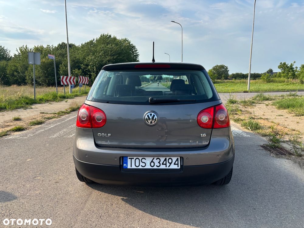 Volkswagen Golf 1.6 Goal - 4