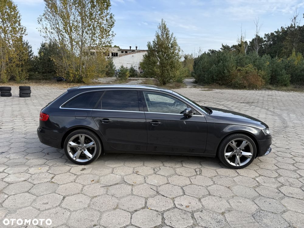 Audi A4 Avant 2010 photo 5
