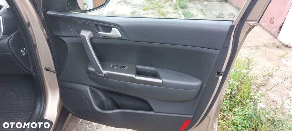 Kia Sportage - 8