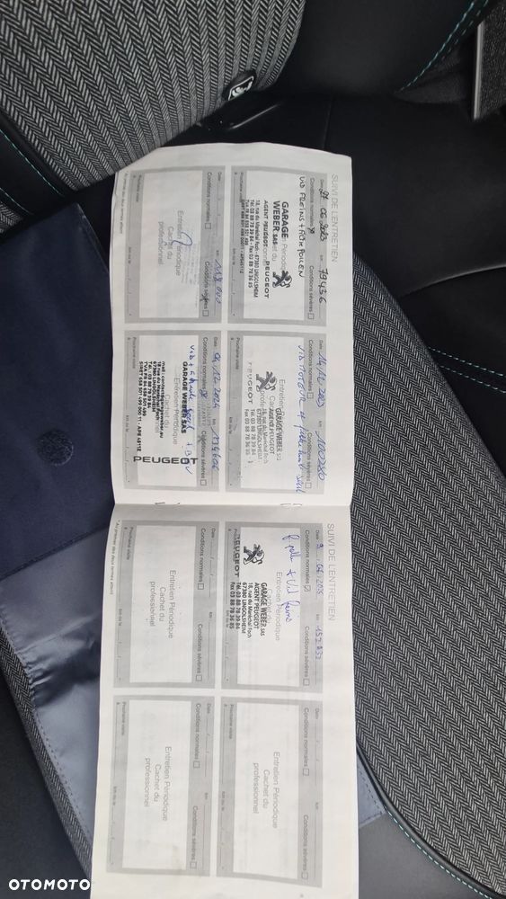 Peugeot 3008 1.5 BlueHDi Allure S&S EAT8 - 18