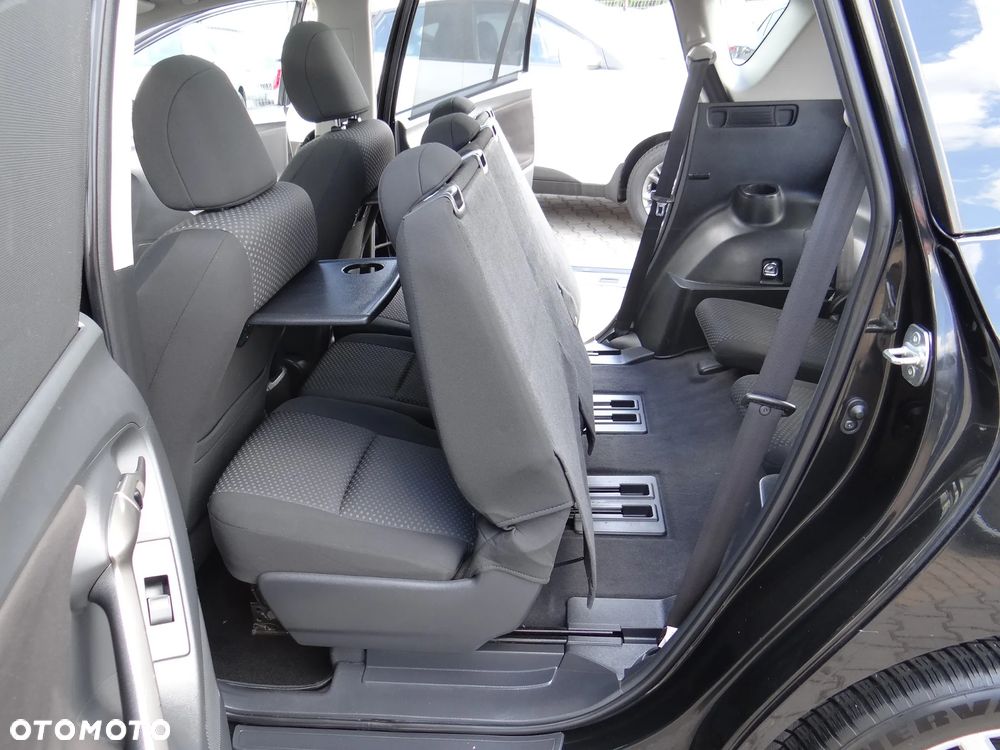 Toyota Verso 1.8 7-Sitzer Skyview Edition - 38