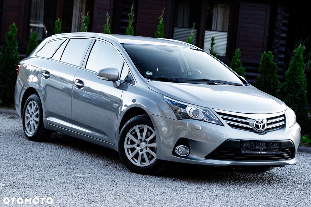 Toyota Avensis 1.8 Active - 5