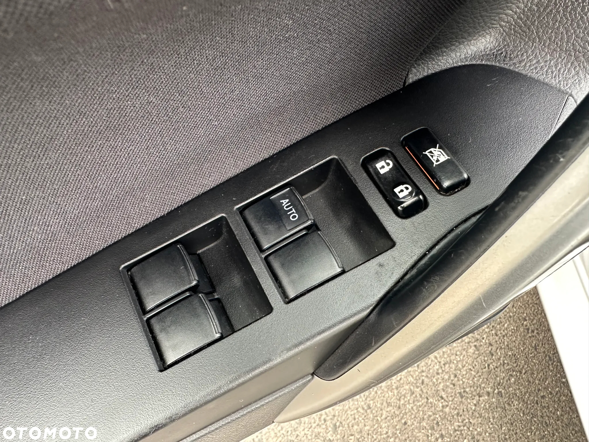 Toyota Auris 1.8 VVT-i Hybrid Automatik Touring Sports Executive - 21