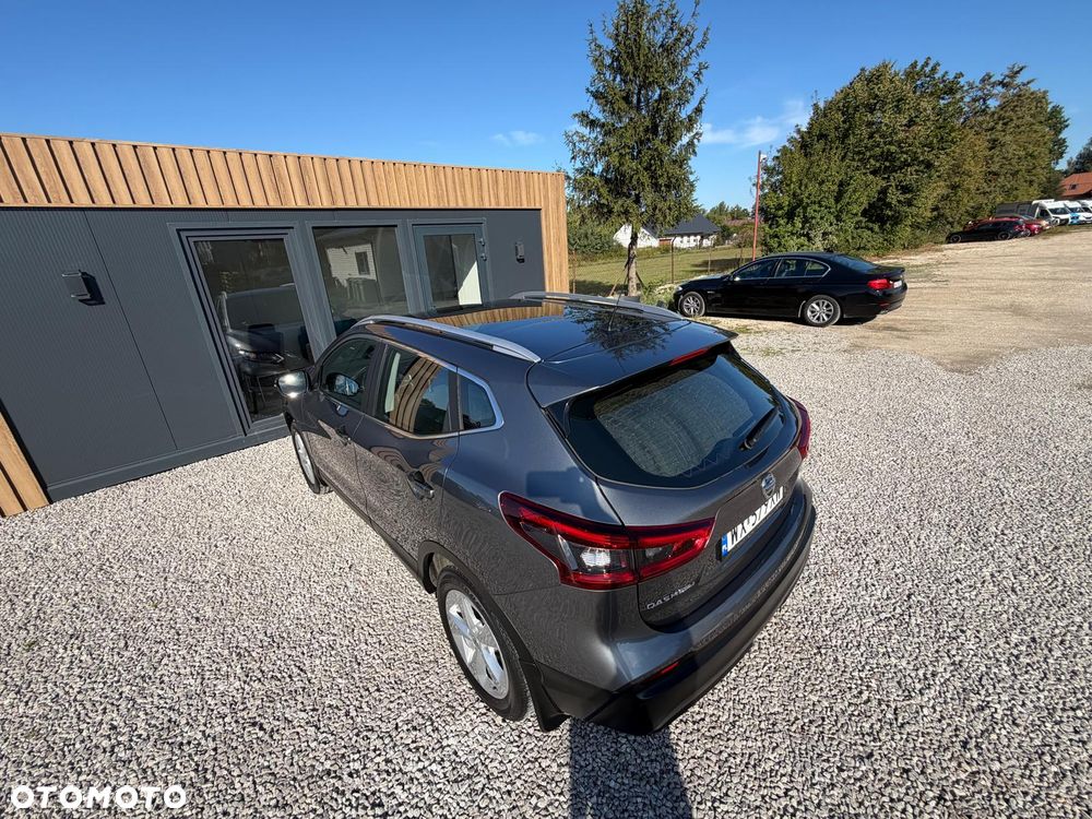 Nissan Qashqai 1.3 DIG-T N-Connecta EU6d - 36