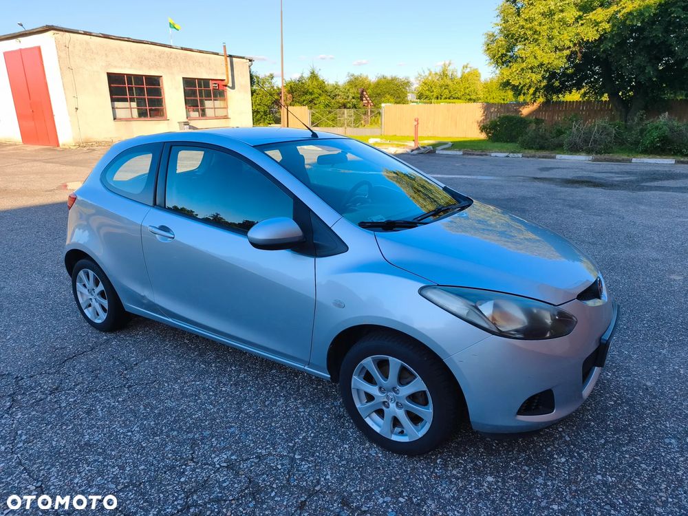 Mazda 2 - 5
