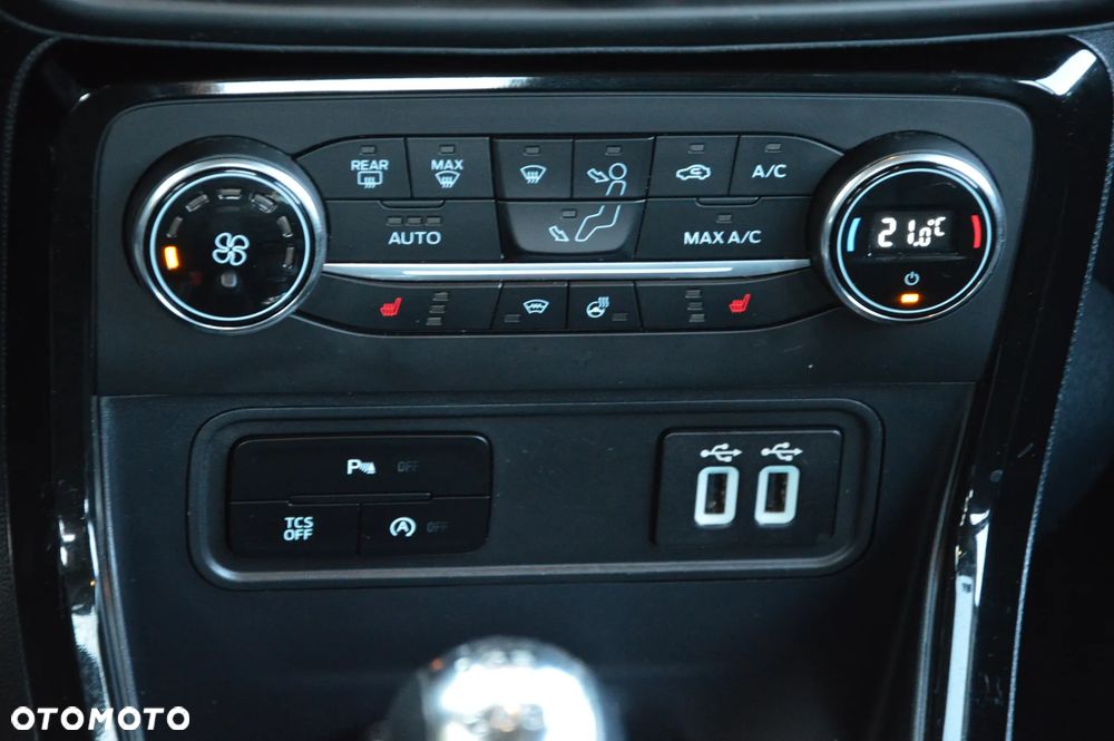 Ford EcoSport - 30