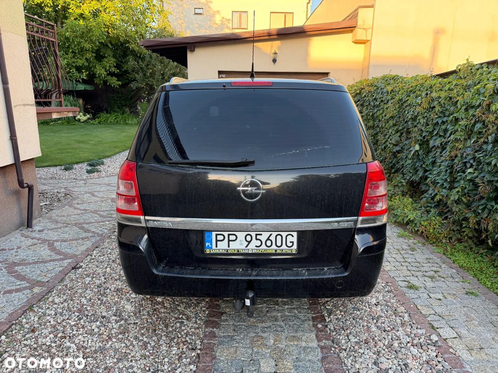 Opel Zafira 1.9 CDTI Essentia - 5