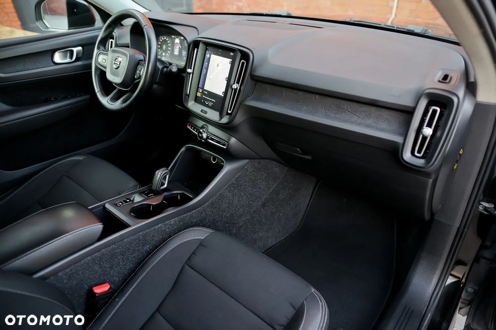 Volvo XC 40 D4 AWD Geartronic Inscription - 23