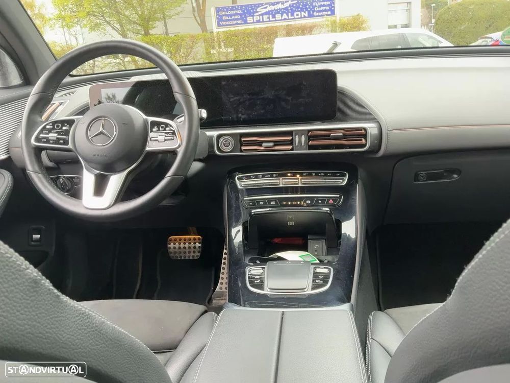 Mercedes-Benz EQC 400 4Matic AMG Line - 9