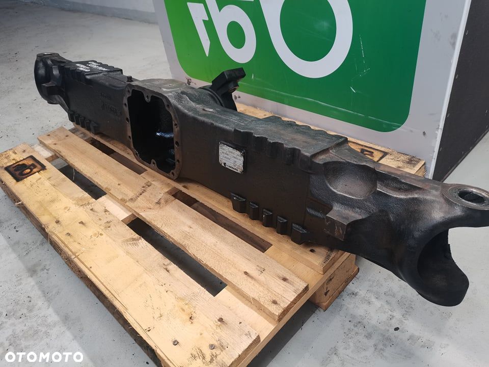 Belka mostu napędowego Bobcat T 3071 {Carraro 12014 Tył} - 1