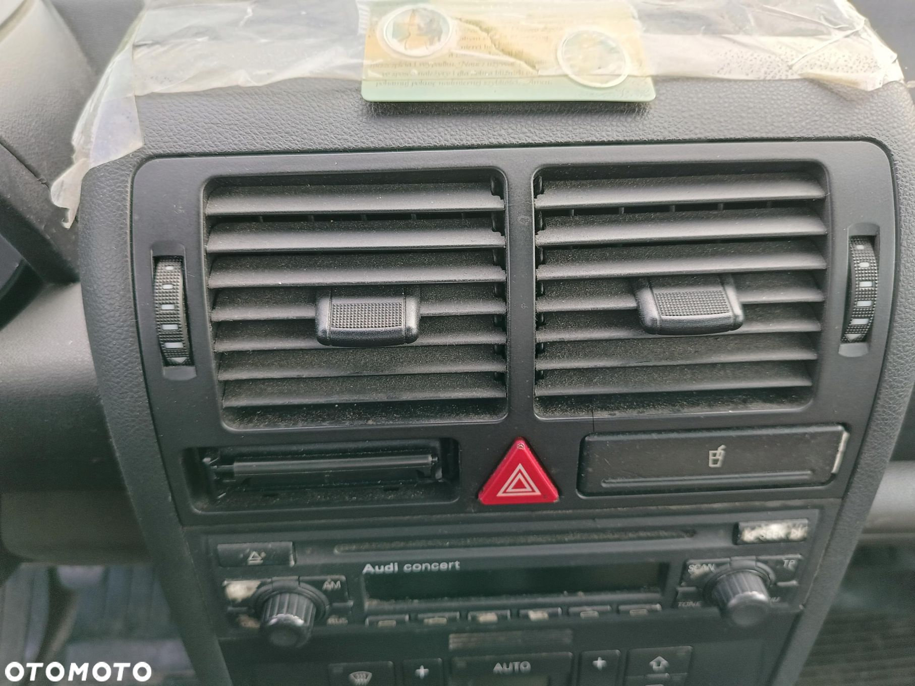 Audi A2 00-05 KRATKA NAWIEWU POWIETRZA ŚRODKOWA Z cupholderem - 4