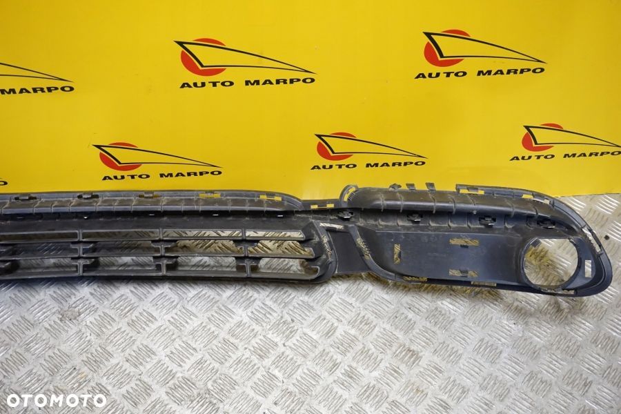 Chrysler Town & Country 2011 - 2016 Kratka Atrapa Zderzaka Przód Grill USA - 7