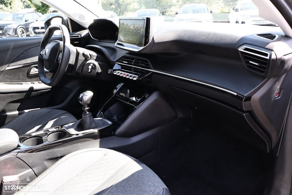 Peugeot 208 1.2 PureTech Allure - 13