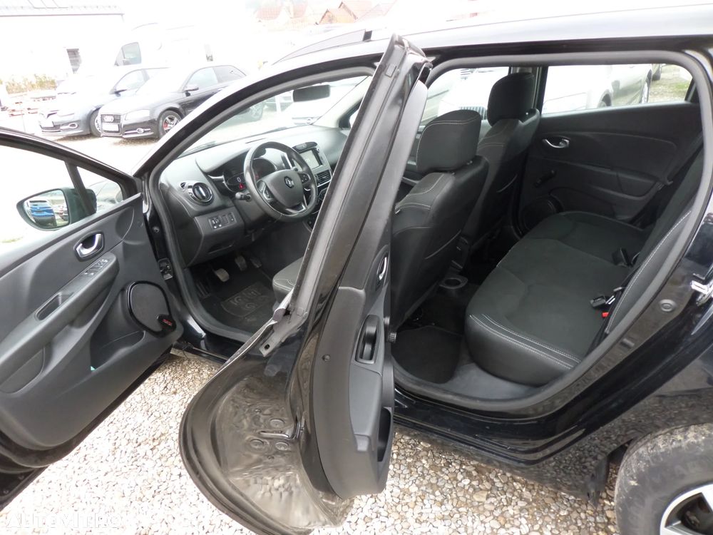 Renault Clio - 14
