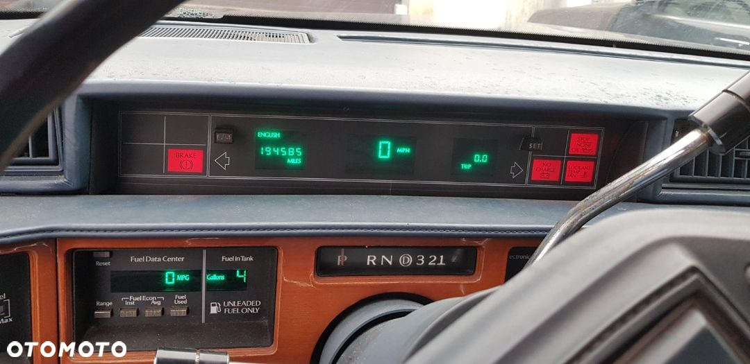 Cadillac Fleetwood 4,5 V8 - 6