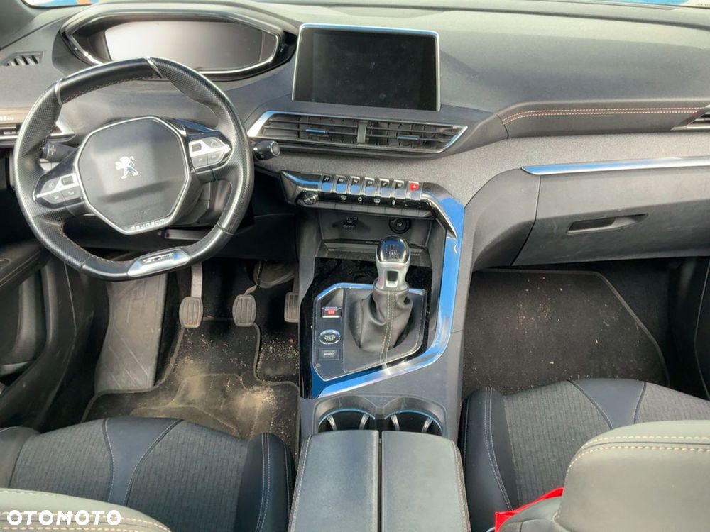 Peugeot 3008 PureTech 130 Style - 13