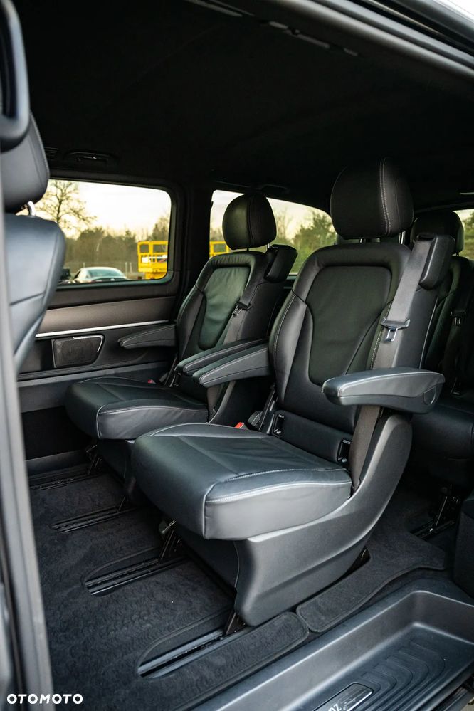 Mercedes-Benz Klasa V 300 d lang 9G-TRONIC Avantgarde - 18