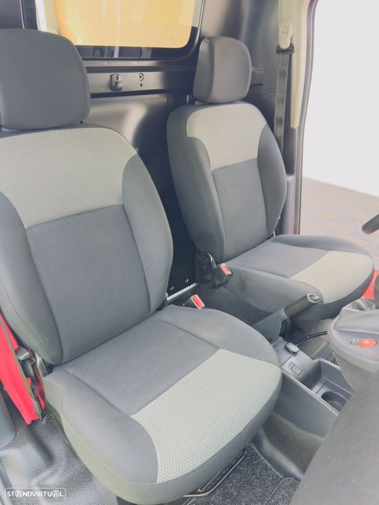 Renault Kangoo Maxi Z.E. 33 - 11