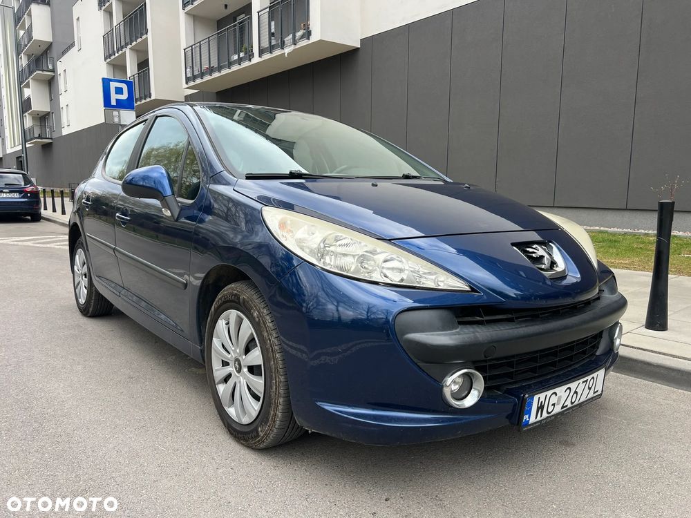 Peugeot 207 - 28