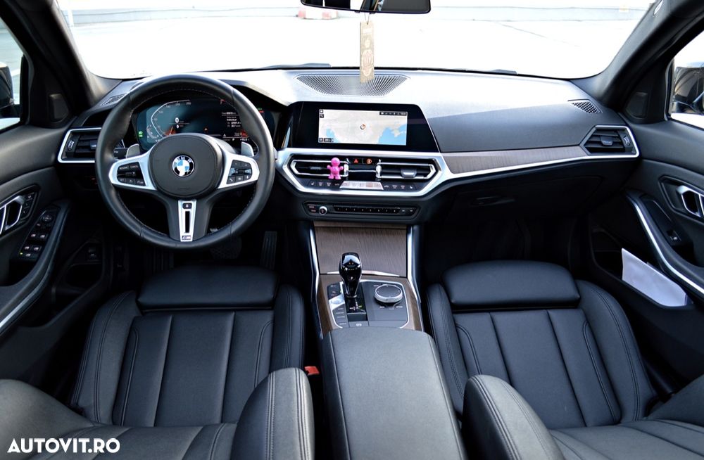 BMW Seria 3 330i AT - 9