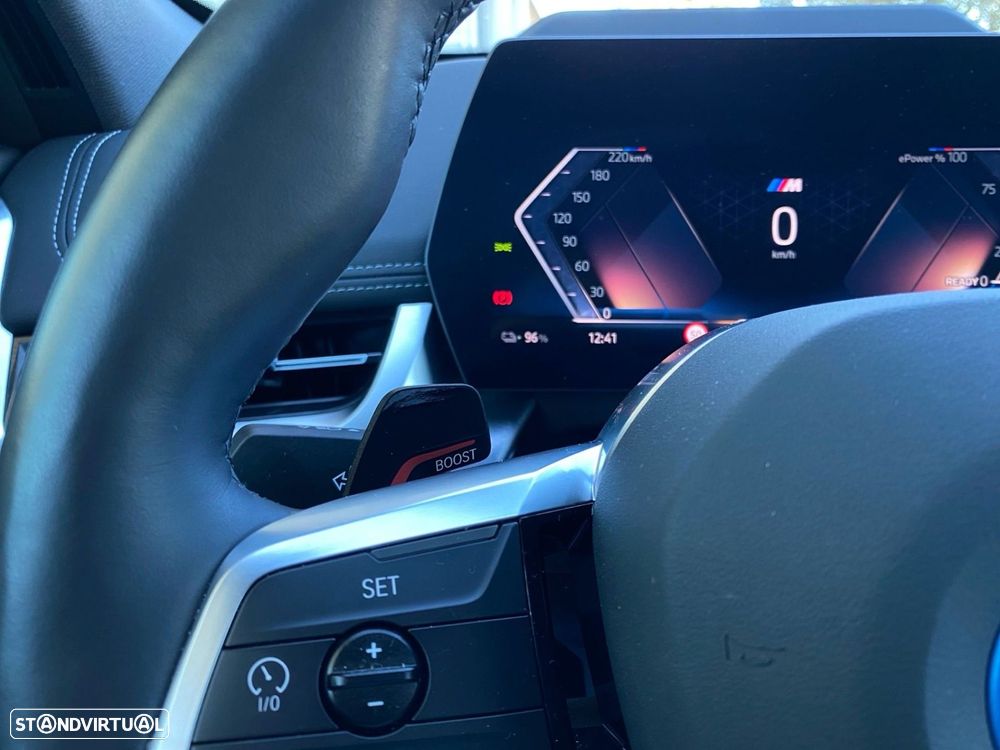 BMW iX1 xDrive30 Pack Desportivo M - 7