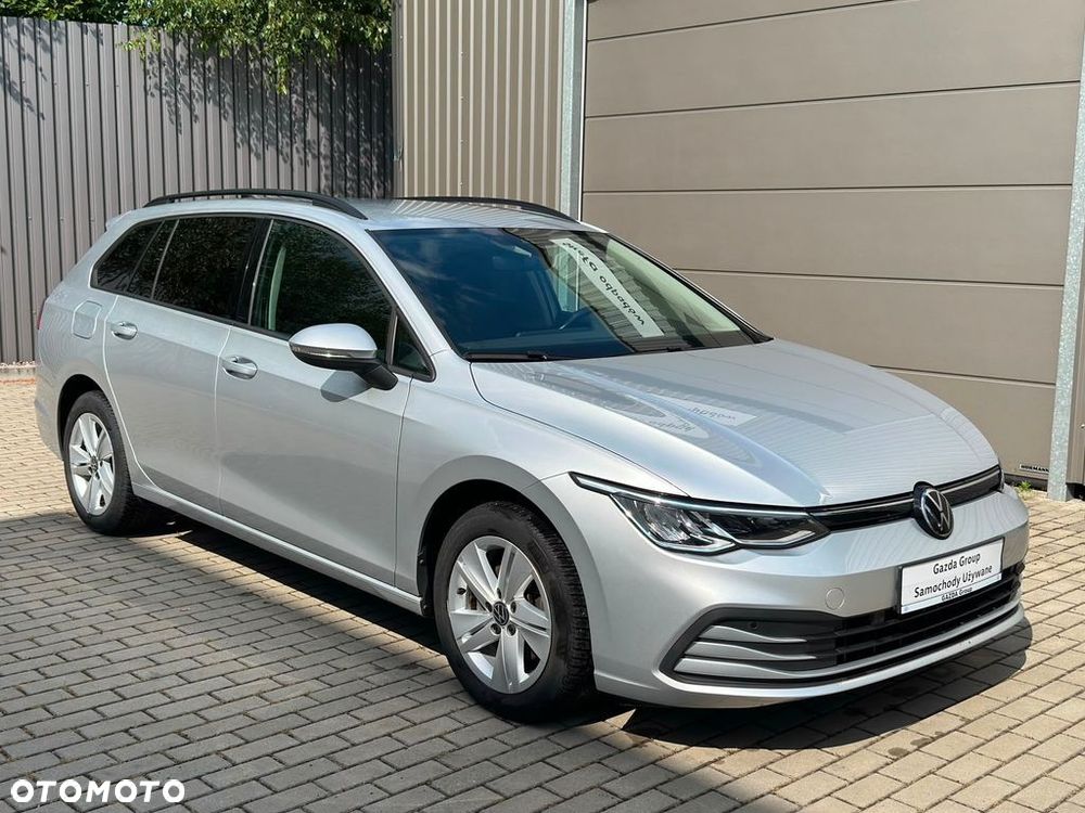 Volkswagen Golf - 6