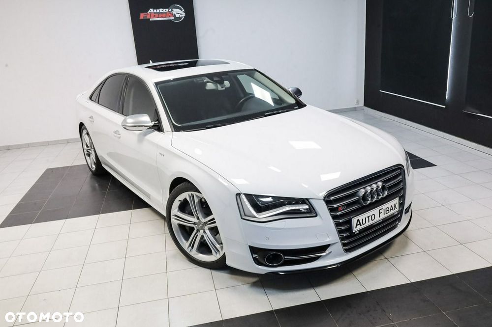 Audi S8 - 3