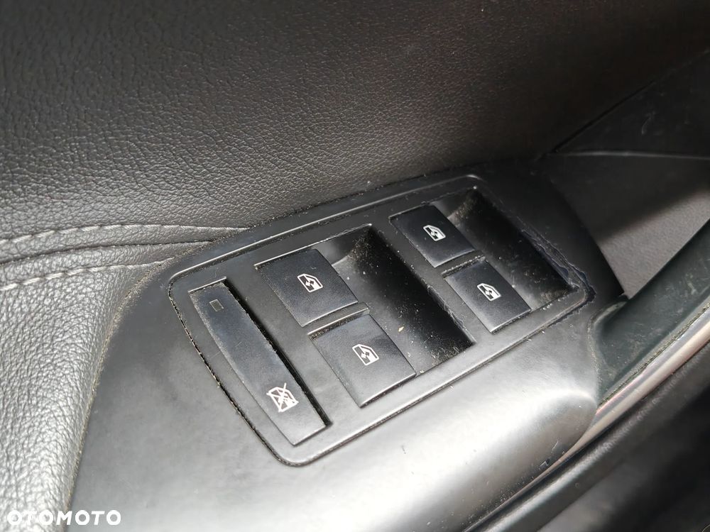 Opel Insignia 2.0 CDTI - 21